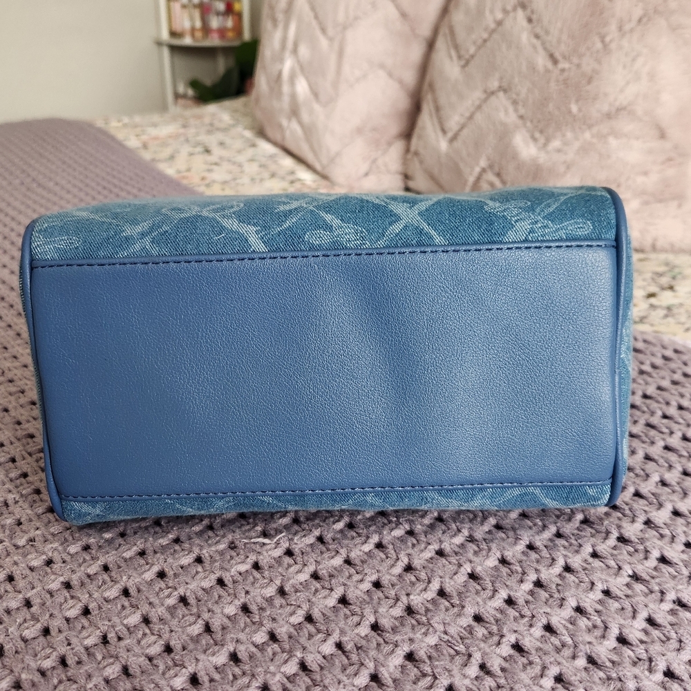 Juicy Couture Denim Blue Handbag with Bow Accent - Picture 3 of 4